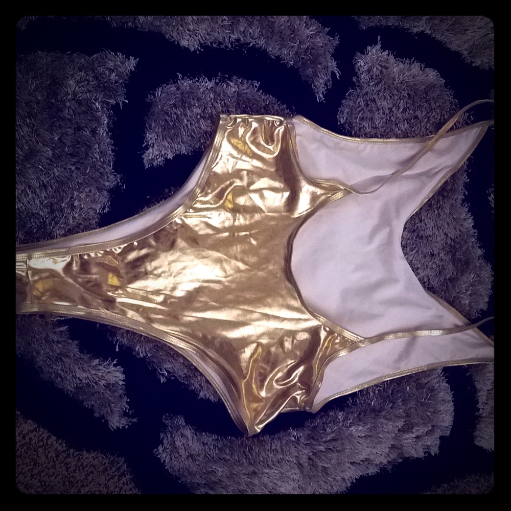 Swim suit with cover up